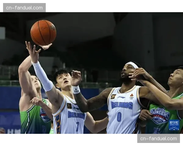 天津先行者险胜四川金荣实业，大卫-詹姆斯贡献双20数据