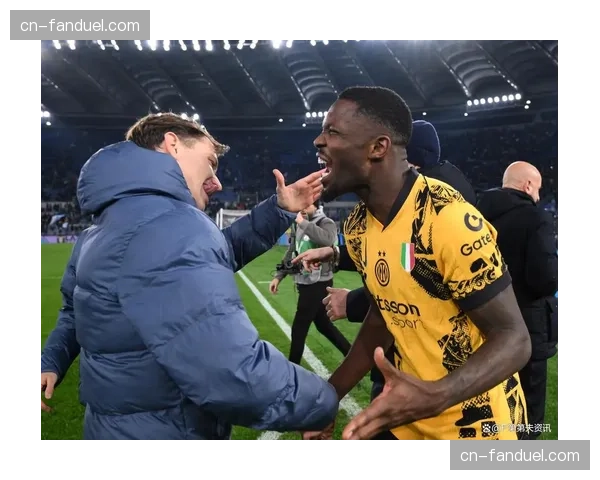 拉齐奥0-2不敌国际米兰,蓝黑军团联赛十连胜继续领跑积分榜 拉齐奥0-2不敌国际米兰,蓝黑军团联赛十连胜继续领跑积分榜